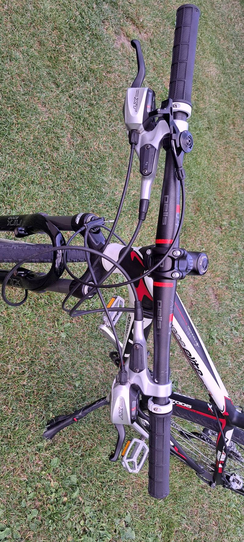 Kolo MTB 17" kola 29"
