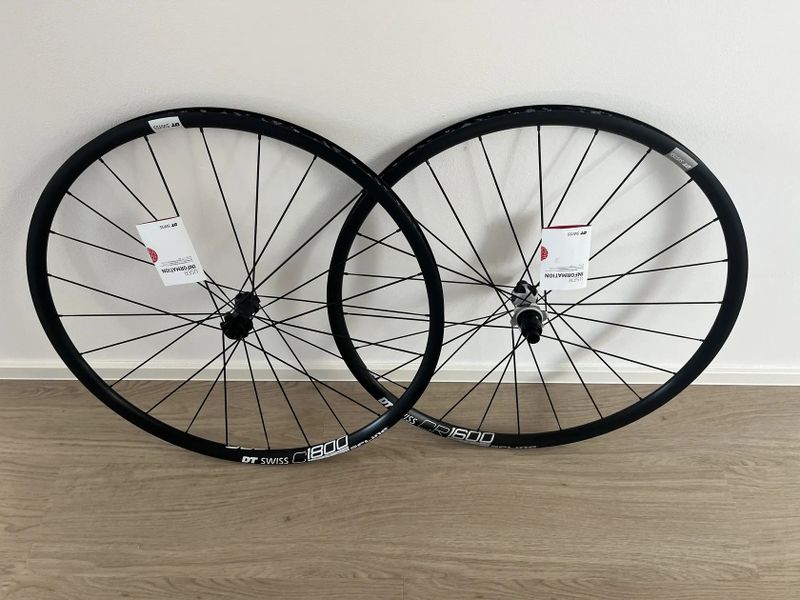 Nová silniční/gravel kola DT Swiss CR 1600 (zadní) C1800 (přední)