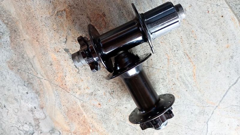 Boost náboje Formula