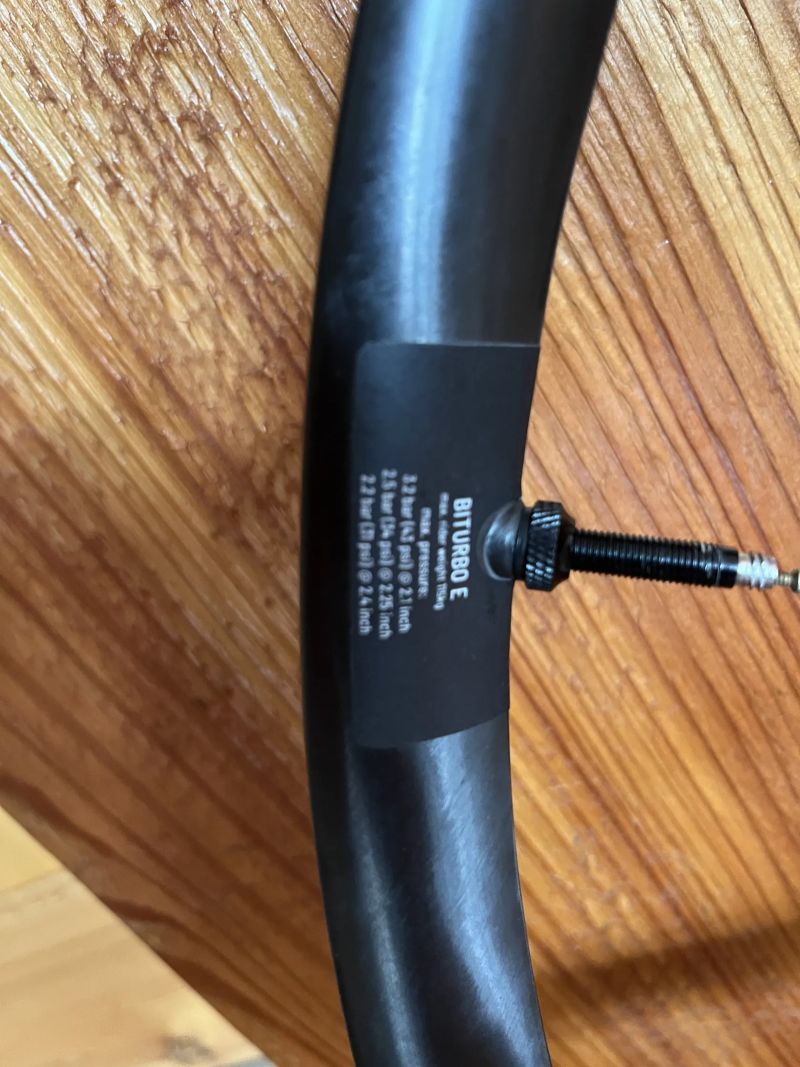 prodám Bike Ahead Composites BiTurbo E 29er