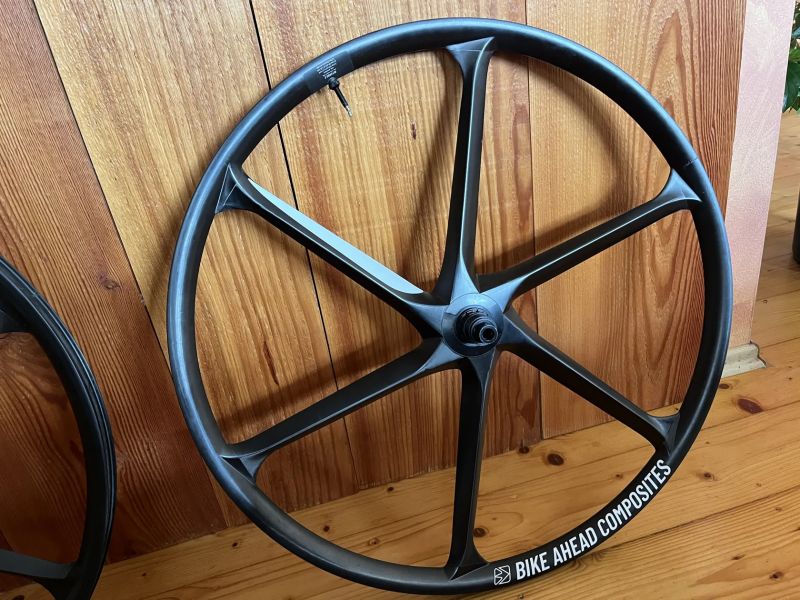 prodám Bike Ahead Composites BiTurbo E 29er