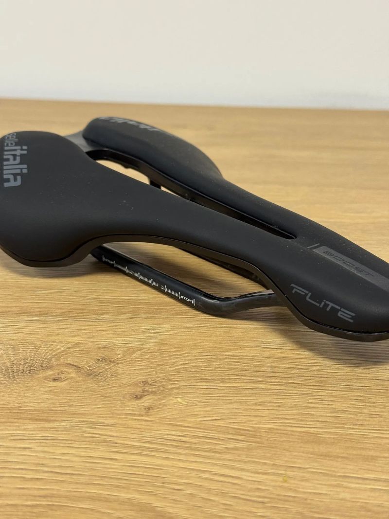 Selle Italia Flite Boost karbon Superflow L250 W145