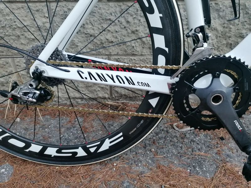 CANYON AEROAD CF CARBON