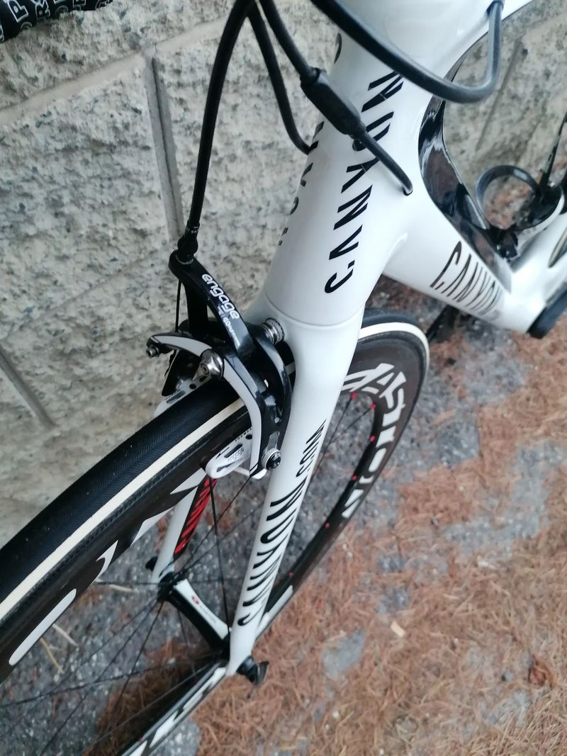 CANYON AEROAD CF CARBON