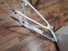 NOVÝ karbonový rám Radon Jealous CF 29er / boost osa 12x148mm / velikost XL / vnitřní vedení bowdenů