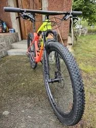 Trek Supercaliber 9.8 GX Radioactive Yellow to Coral Fade