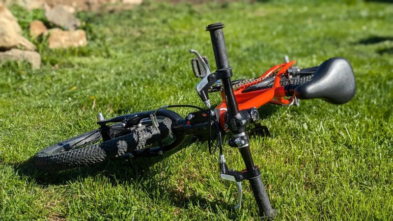 Dětské kolo KUbikes 16
