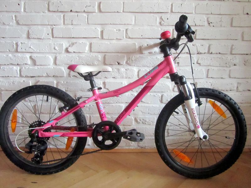 20" KELLYS LUMI 50 s osazením SHIMANO 1x7. Super stav