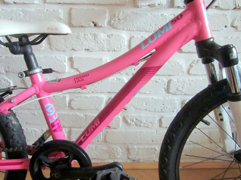 20" KELLYS LUMI 50 s osazením SHIMANO 1x7. Super stav