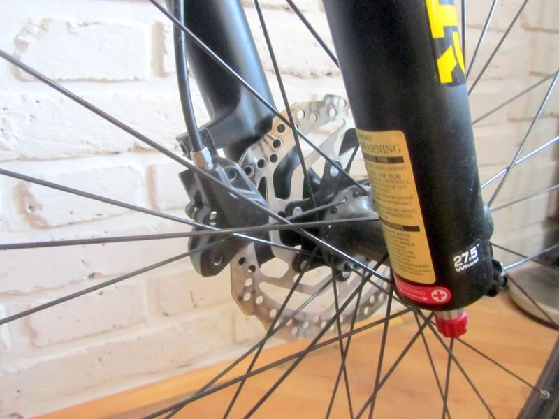 27,5" MTB APACHE WAYA na Shimano DEORE 1x10. Stav nového kola.