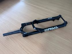 Vidlice Rock Shox Pike Ultimate tlumení RC3