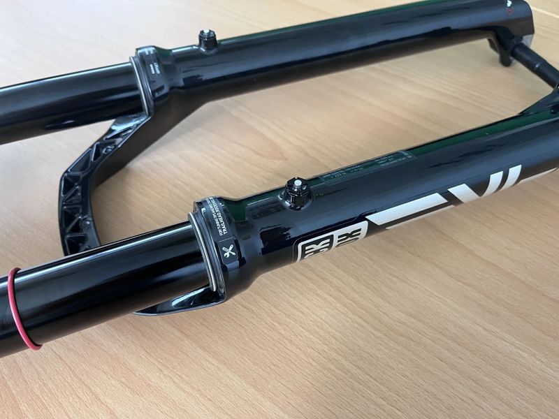 Vidlice Rock Shox Pike Ultimate tlumení RC3