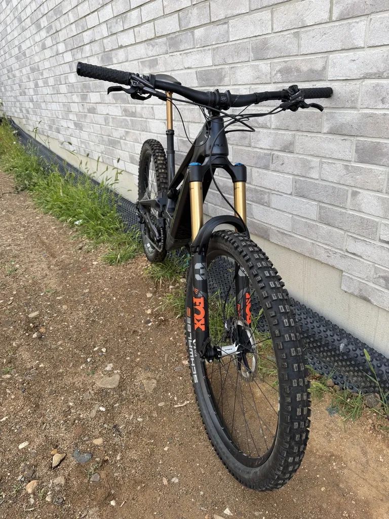 KELLYS Theos F90 29"/27.5" 725Wh