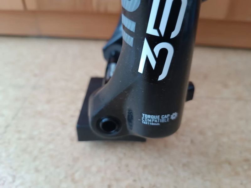 prodám RockShox 35 Gold 29