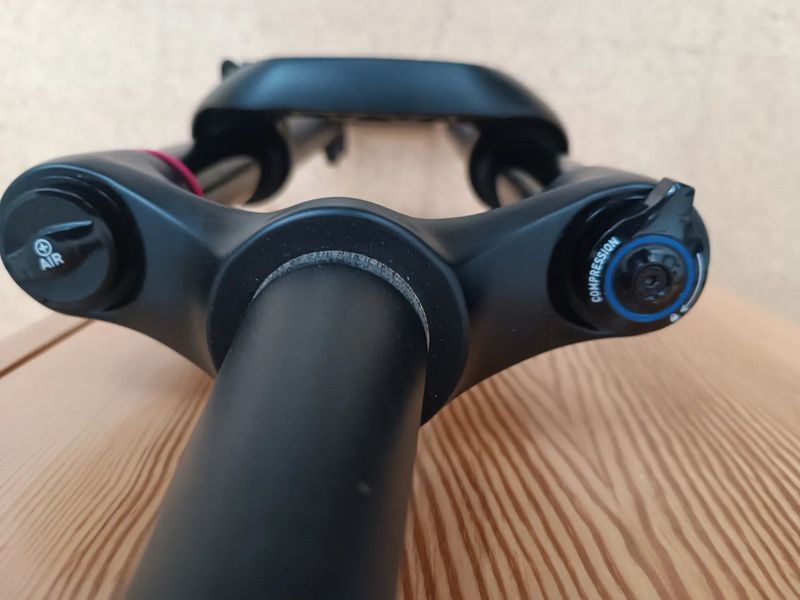 prodám RockShox 35 Gold 29