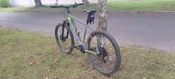 Elektrokolo Cannondale Trail Neo, lepší náboje, SLX/Magura brzdy, XT pedály