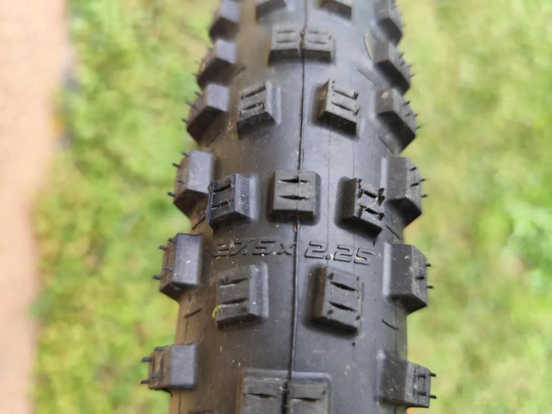 Prodám své celoodpružené horské kolo Rockrider ST 530 S