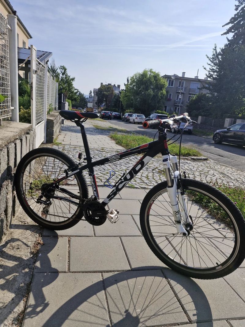 Horské kolo Scud