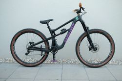 Prodám Santa Cruz HighTower 27.5“ M