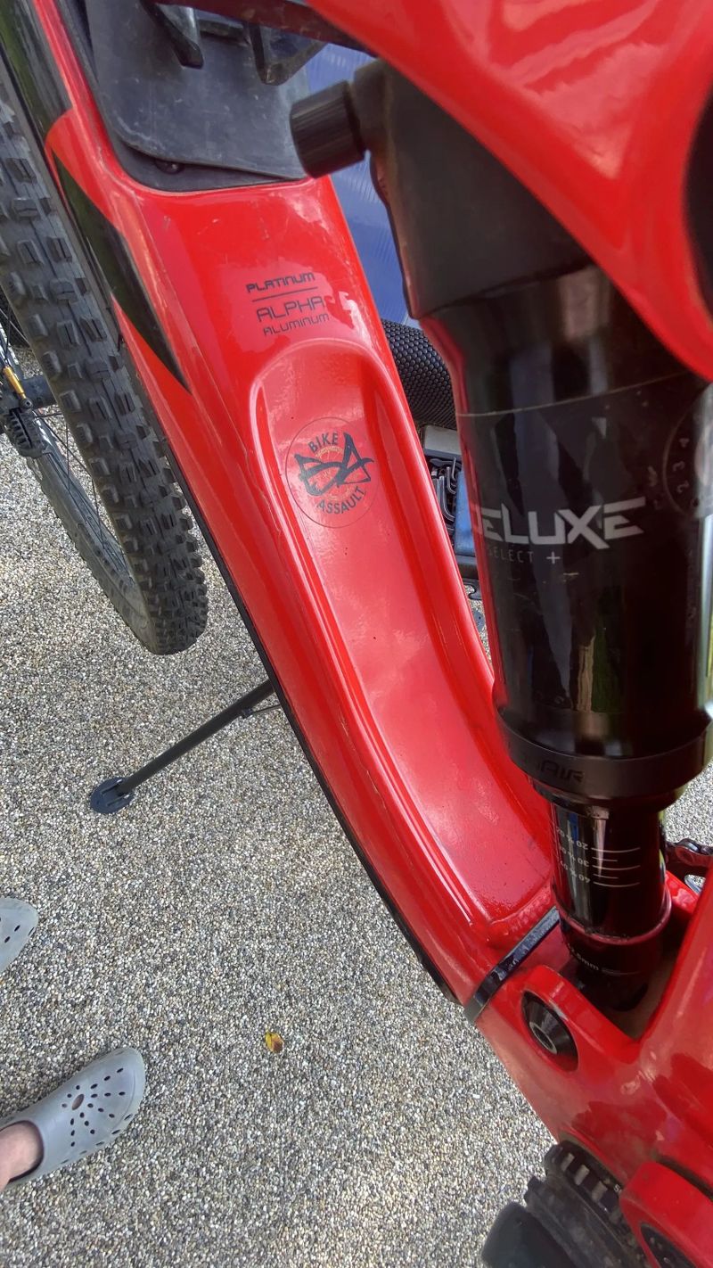 Trek slash 7 gen 5 (enduro kolo)
