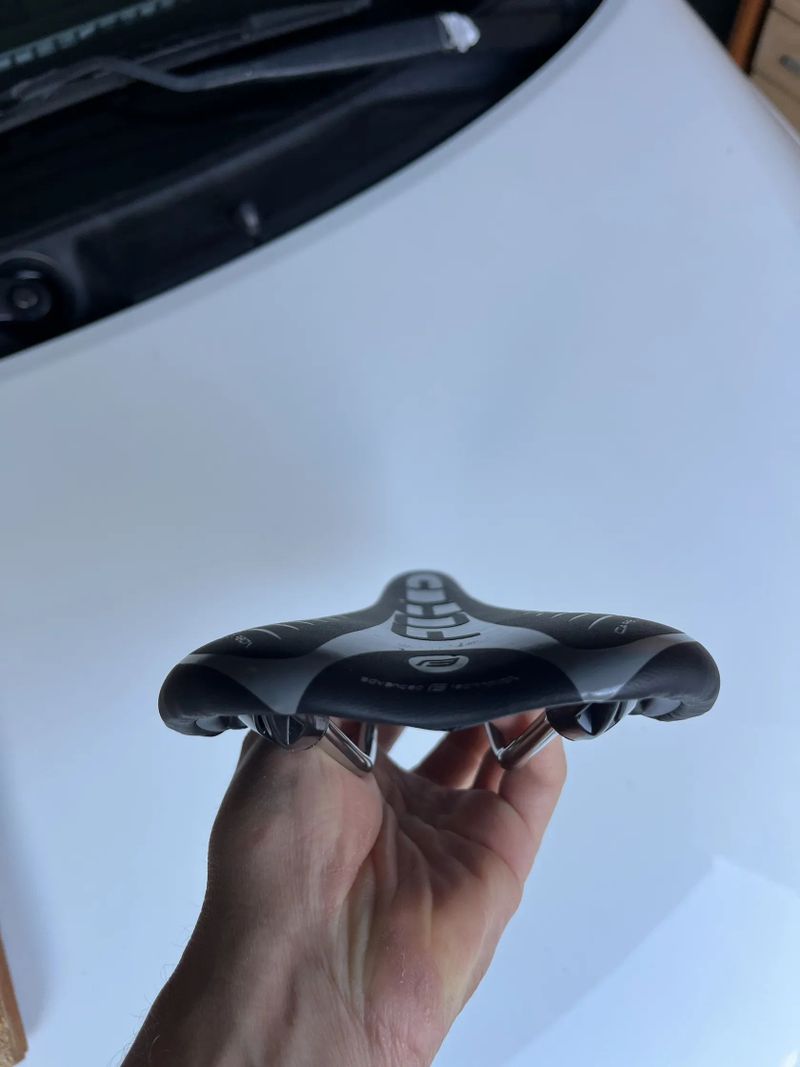 Noví sedlo force speed