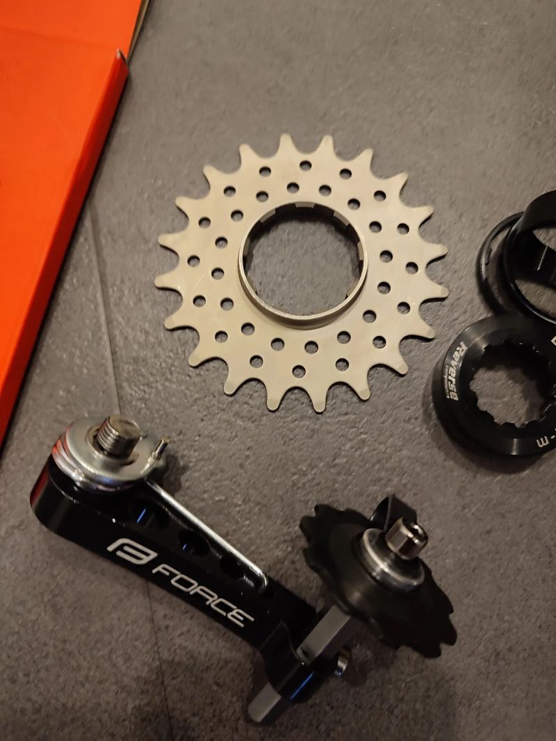 nova single speed sada Reverse + packeta ZDARMA