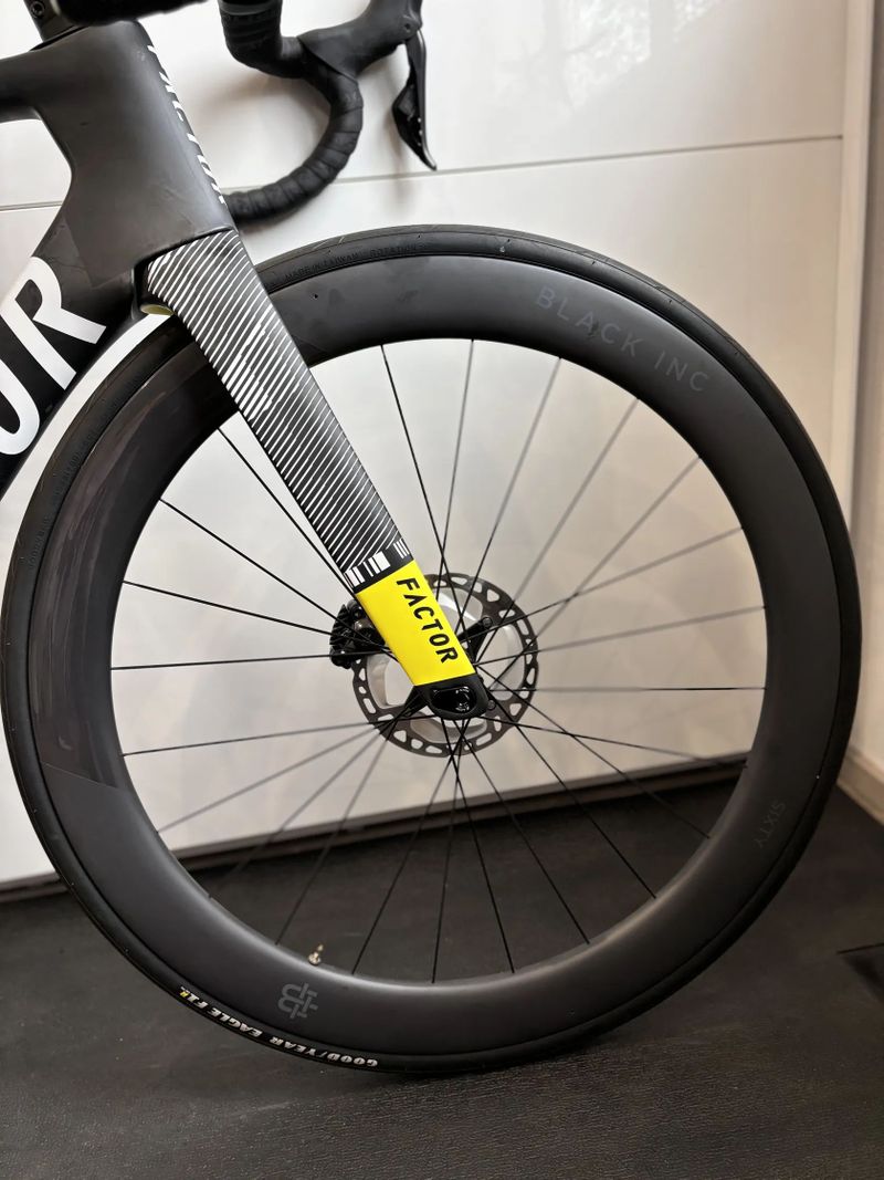 Factor Ostro Vam 2