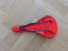 Fabric Scoop Shallow Pro, Carbon Rail (červená)