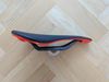 Fabric Scoop Shallow Pro, Carbon Rail (červená)