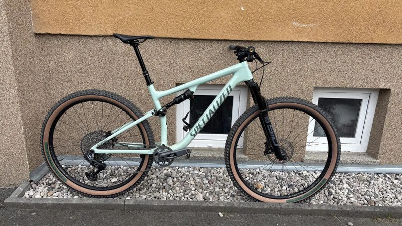 SPECIALIZED Epic evo 