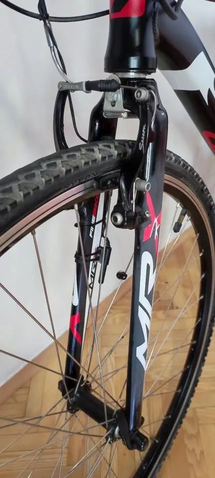 Krosové kolo Scud, 28"