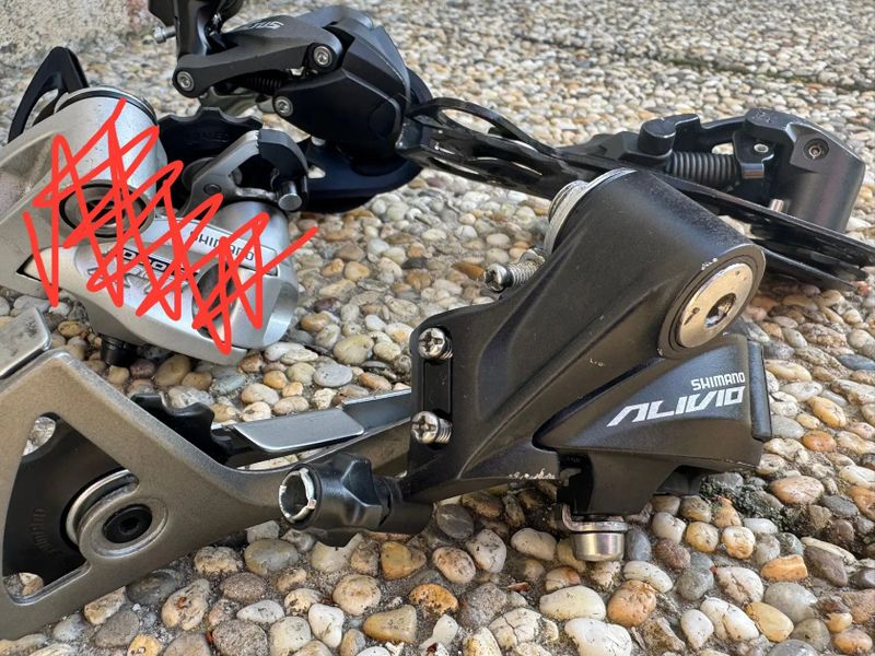 SHIMANO ALTUS / ALIVIO / SLX