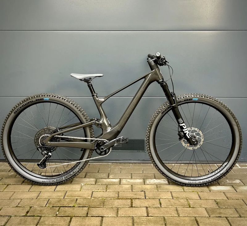 SCOTT Spark 940, karbon, 2022, vel. S, nové