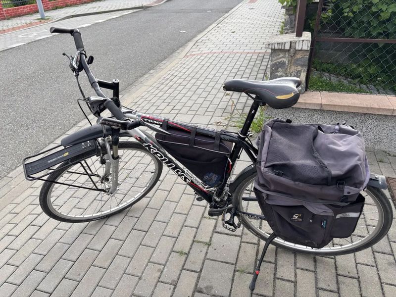Prodám trekkingové kolo