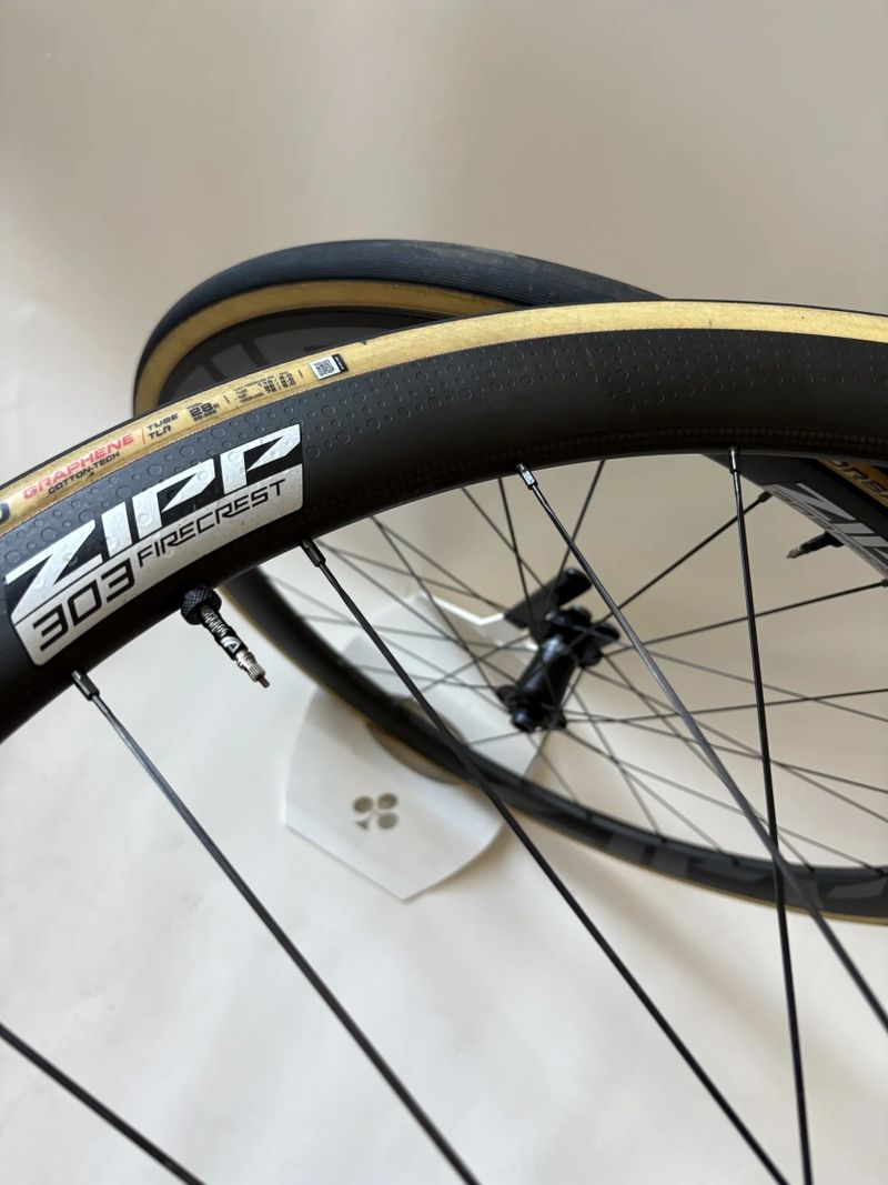 ZIPP 303 Firecrest Carbon