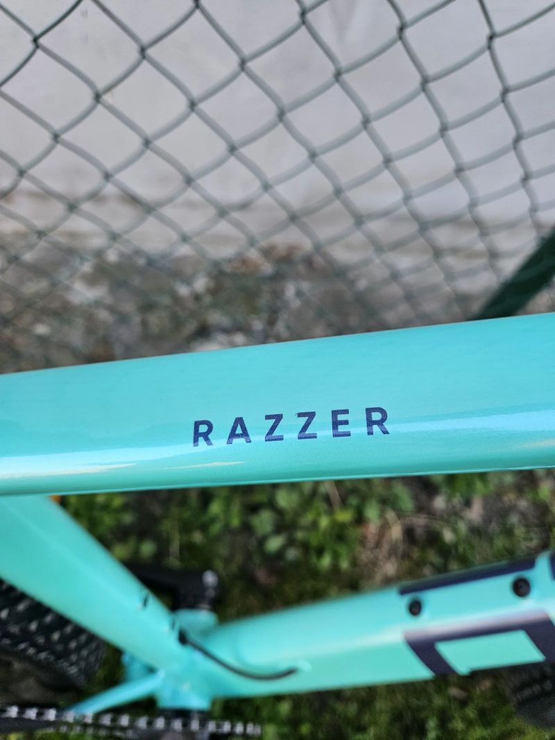 Pells Razzer 1