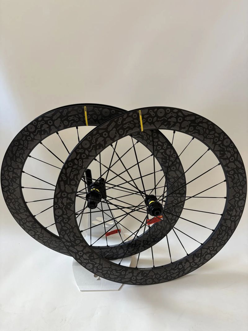 Limitovaná edice kol Tour de France Mavic Comete SLR 65 LTD 