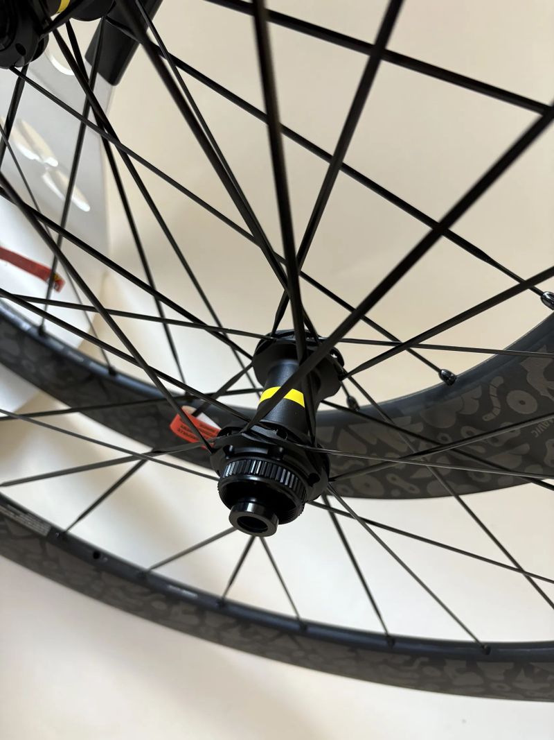 Limitovaná edice kol Tour de France Mavic Comete SLR 65 LTD 