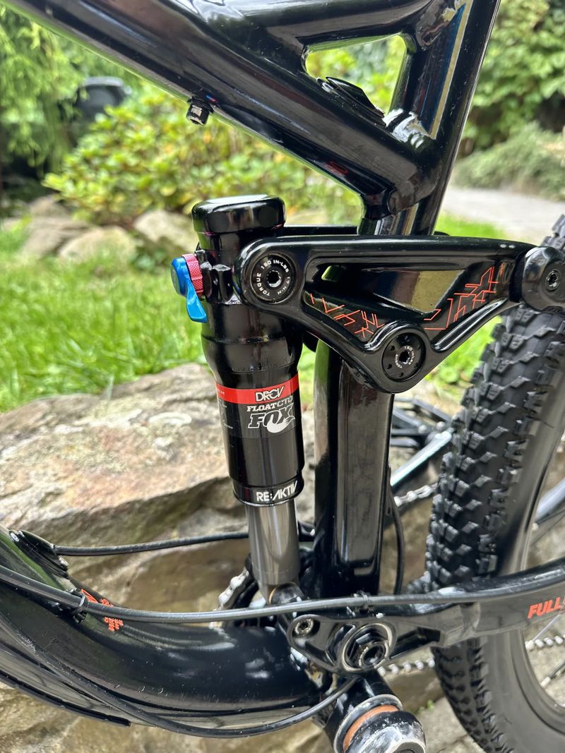 Trek Fuel EX 9 (2015) – celoodpružené trailové kolo