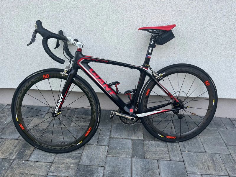 Prodám silniční kolo Giant TCR advanced, karbon