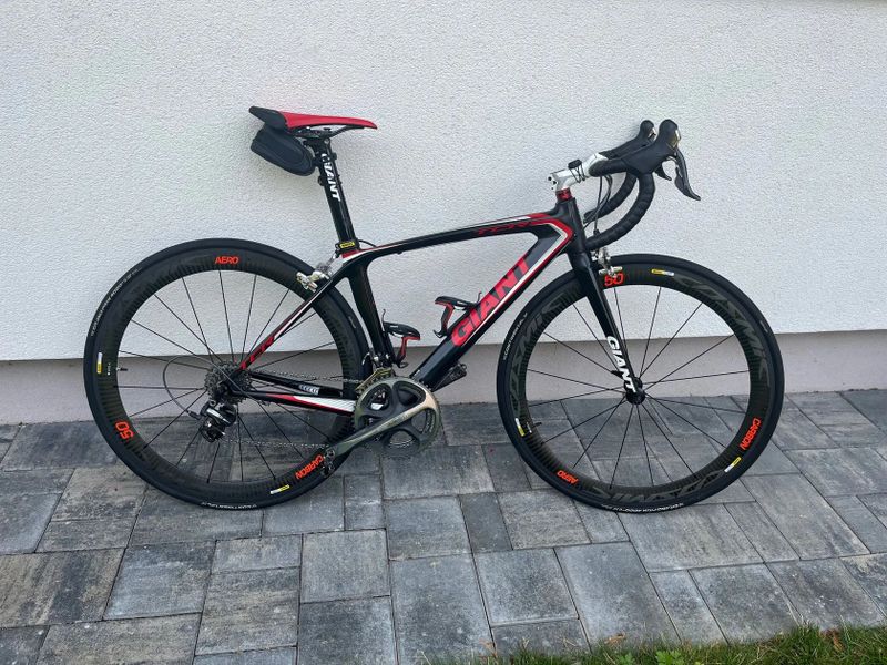 Prodám silniční kolo Giant TCR advanced, karbon