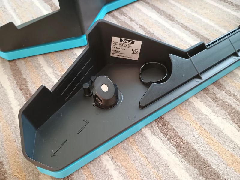 Tacx Neo Motion Plates pohyblivá základna pro trenažéry Tacx NEO