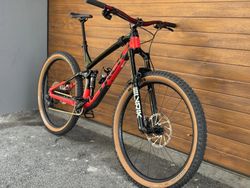 Trek Fuel Ex 7- SRAM AXS, ROCK SHOX lyrik ULTIMATE