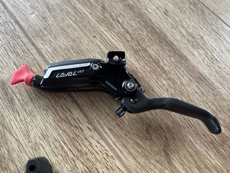 Sram Level Ultimate Stealth brzdy - SADA P+Z
