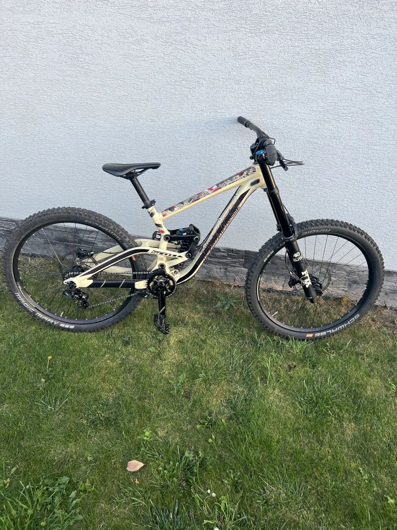 Prodám Scott GAMBLER 720, 2019 