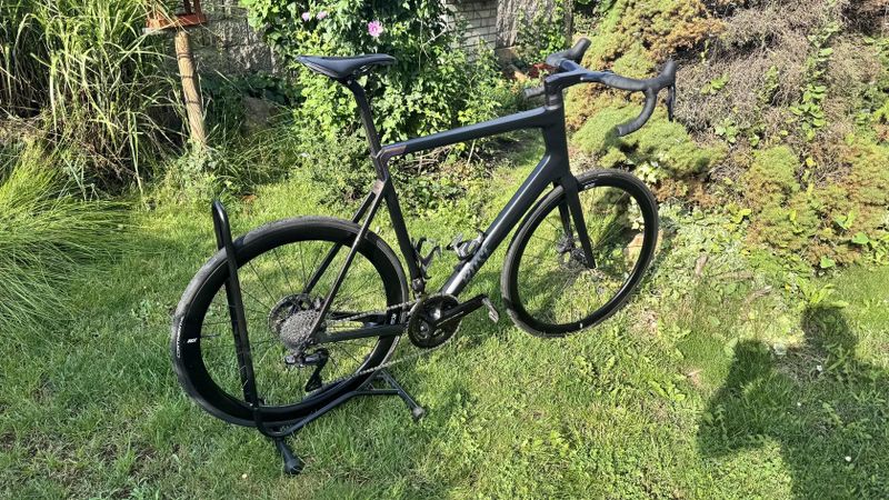 Rose Reveal 6, Dura Ace Di2, váha 7,3kg, XXL