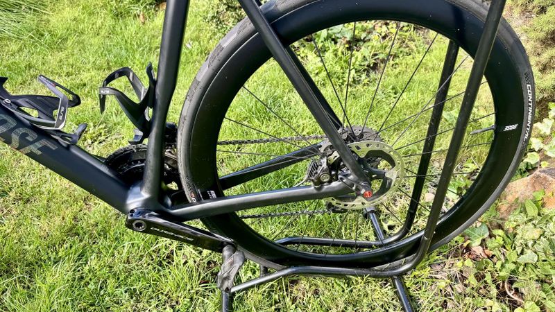Rose Reveal 6, Dura Ace Di2, váha 7,3kg, XXL