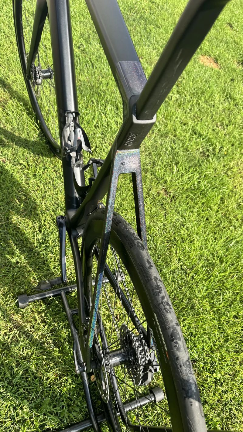 Rose Reveal 6, Dura Ace Di2, váha 7,3kg, XXL