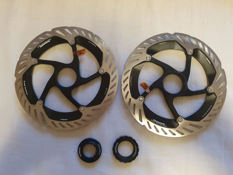 Brzdový kotouč Shimano DURA-ACE RT-CL900 180mm