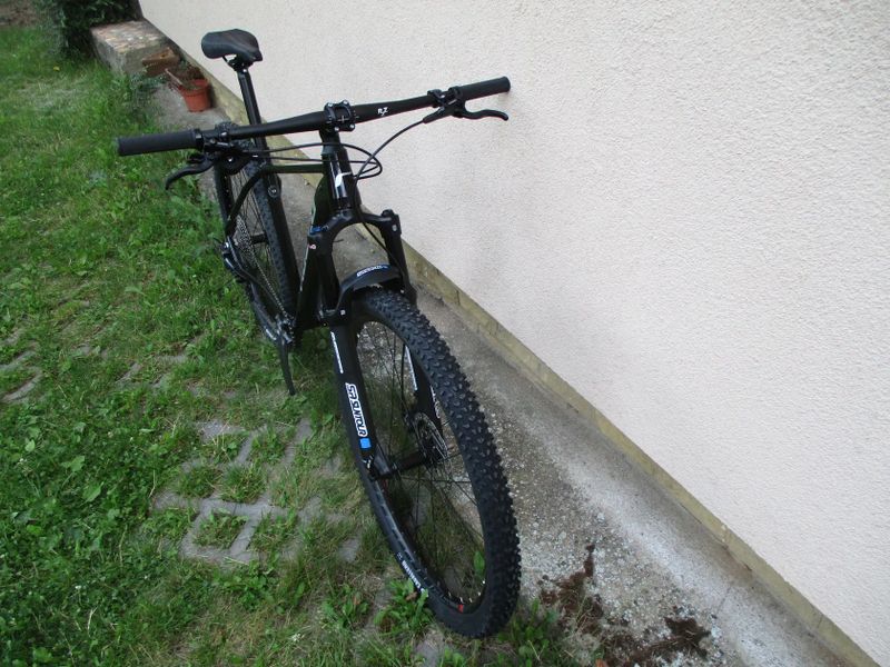 Nové 29" kolo ROZZO BOOST 30 19", Deore 1x12, vzduch. vidlice Suntour Raidon 34, pevné osy